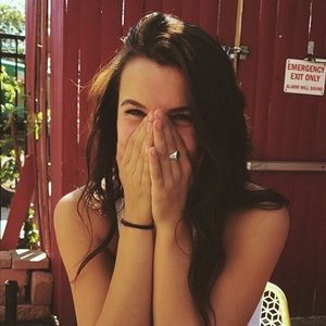 Meet your Posher, Abby